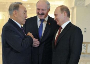 Путин, Лукашенко и Назарбаев подписали договор о Евразийском союзе