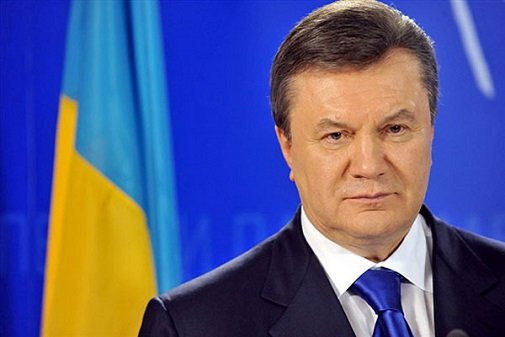 Янукович требует в суде ЕС признать его отстранение незаконным