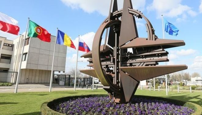 Совет НАТО проводит внеплановое заседание по ситуации в Украине