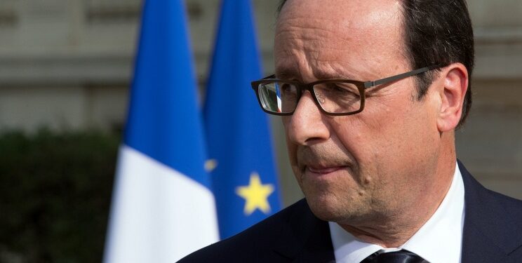 Госдеп США назвал мудрым заявление Олланда о приостановке контракта по "Мистралям"