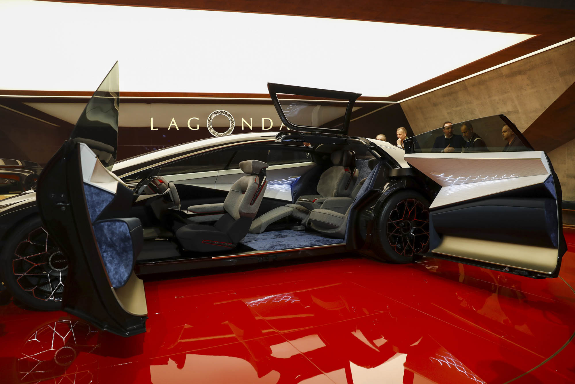 Aston Martin Lagonda. Фото: Bloomberg