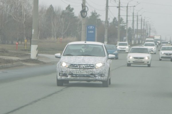 Обновленную LADA Granta продолжают обкатывать дорогами Тольятти