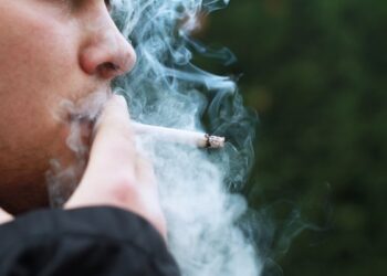 Учёные: Уменьшение количества выкуренных сигарет не поможет здоровью