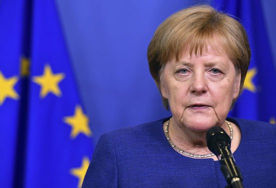 Меркель сдалась: что решил саммит Евросоюза по беженцам