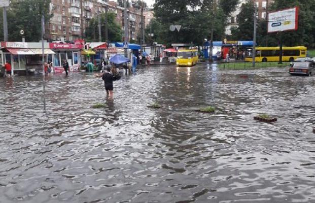 Оказывается, Киев не готов даже к дождю