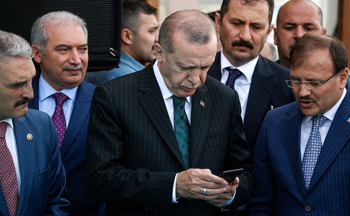 Эрдоган предложил отомстить США бойкотом iPhone