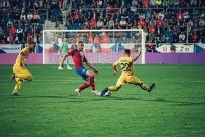 Лига наций: Украина на последних секундах вырвала победу у Чехии