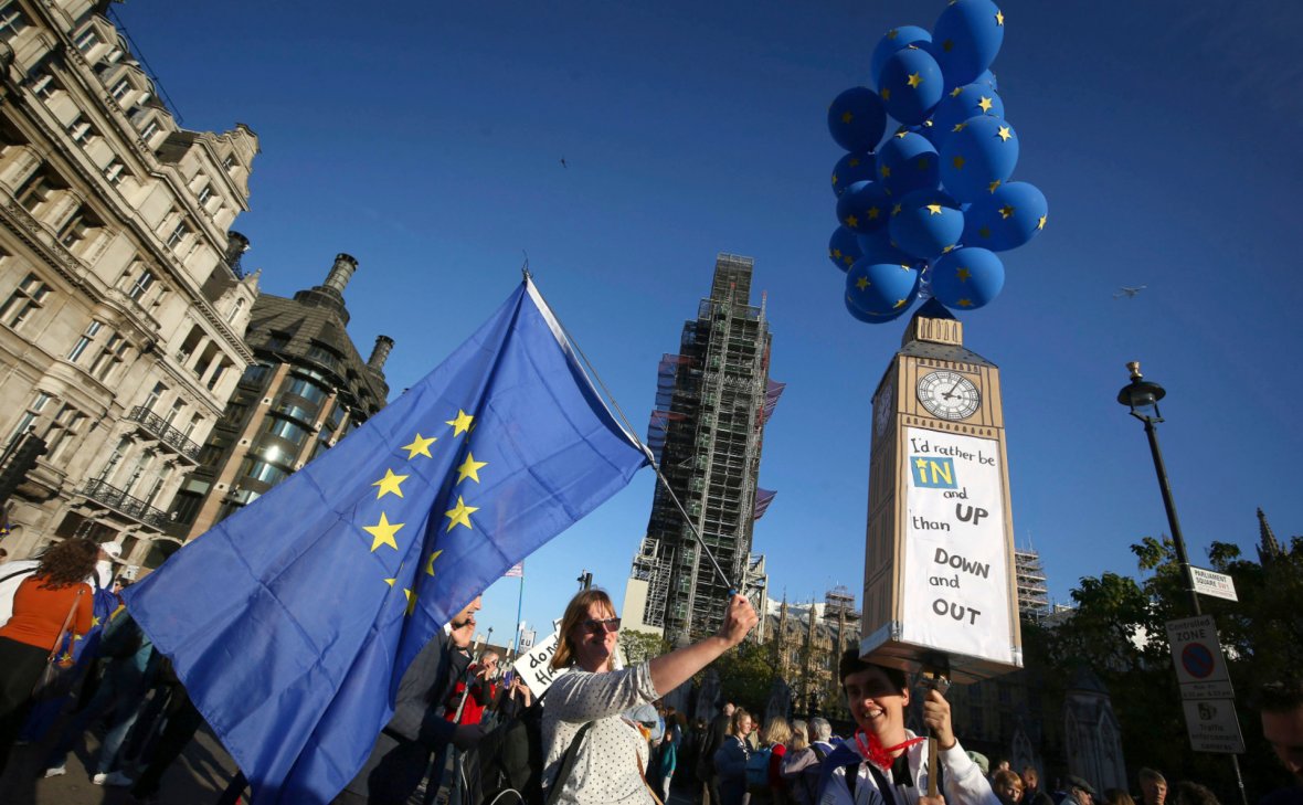 В Лондоне 700 тыс. человек потребовали новый референдум по Brexit