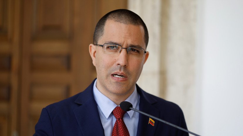 Глава МИД Венесуэлы призвал народ выйти на улицы для защиты независимости