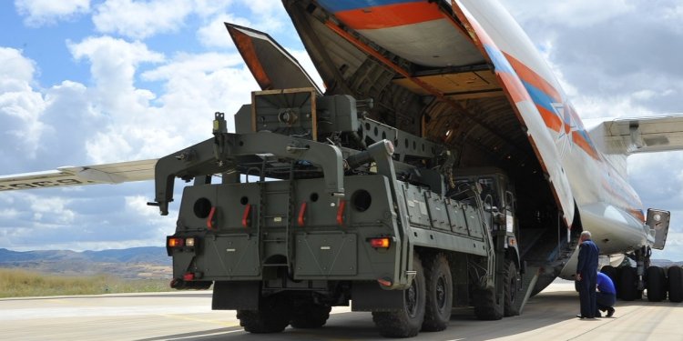 Москва высоко оценила шансы на новые поставки ракетных систем Турции :: Политика :: РБК
