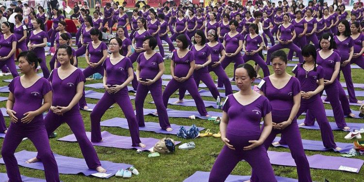 Рождаемость в Китае упала до минимума с момента основания КНР - новости мира
