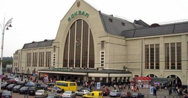 Киевский ЖД-вокзал снова под угрозой "взрыва"