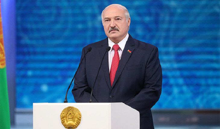 Лукашенко: Психоз в мире закончится, а экономика в мире рухнула