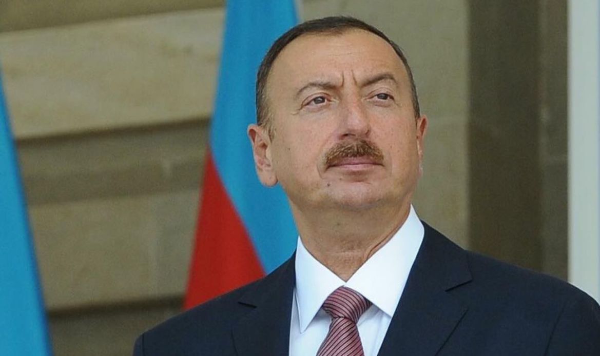 Facebook Com Liderilhamaliyev 18 1300x820.jpg