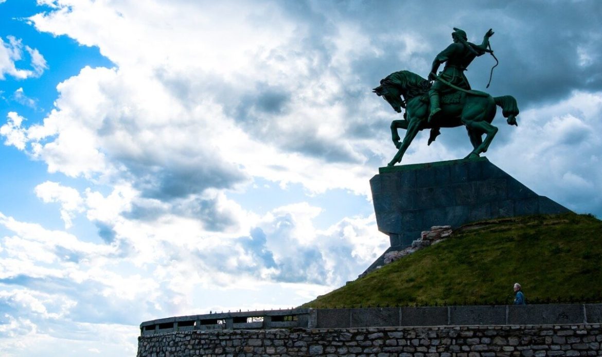 ufa monument 1 scaled.jpg