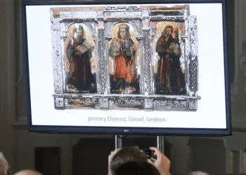 zateryannyj vo vremeni v polskom kostele nashli fragmenty unikalnogo ikonostasa.webp.webp