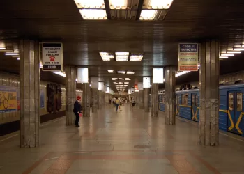 v metro kieva mozhet byt paralizovana sinyaya vetka obyasnenie eksperta.jpg