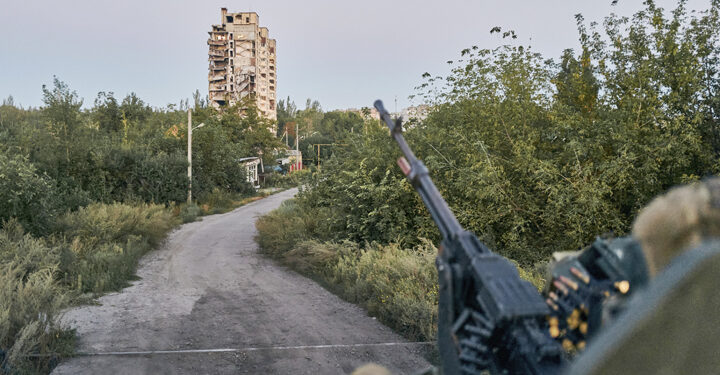 russia takes control of a city in eastern ukraine after.jpg