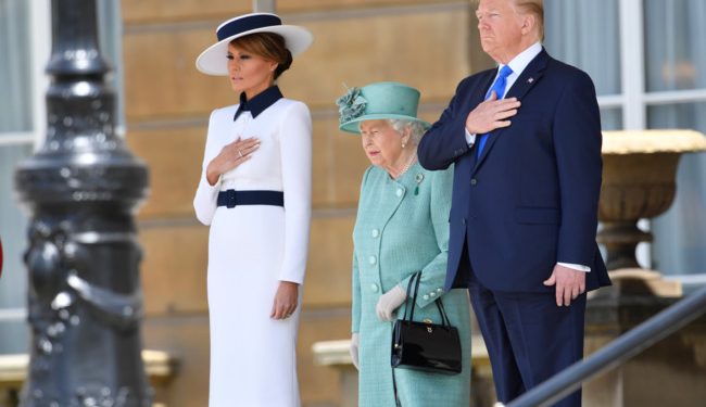 Елизавета II, Мелания и Дональд Трамп
