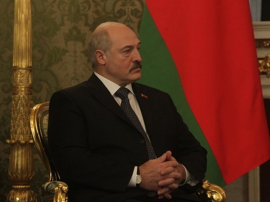 Лукашенко отреагировал на закупку Турцией у России С-400