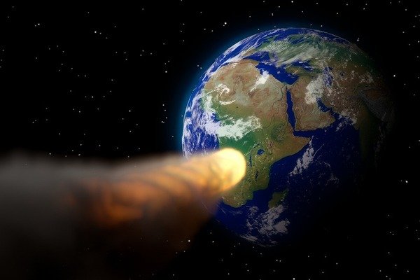 Потенциально опасный: к Земле вплотную приблизился огромный астероид