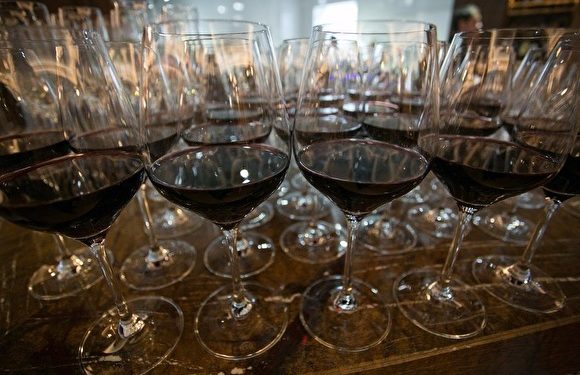 российские власти могут готовить запрет на импорт вина из Грузии