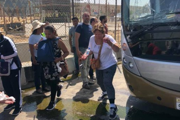 В Египте взорвалась бомба возле туристического автобуса